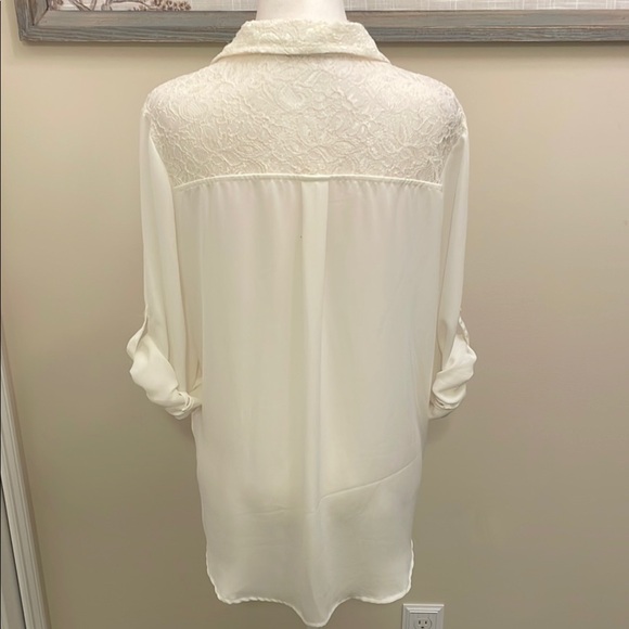 White 3/4 Sleeve Notched Collar Lace Women's Blouse Sequins & Hearts - Picture 7 of 15